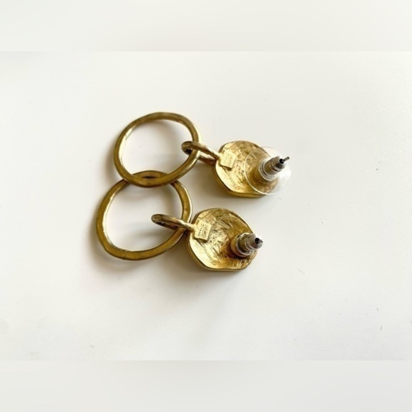 GOLDTONE Artisan Pierced Dangle Circle / Hoop Hammered Metal Earrings. - Picture 6 of 8